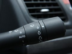 2011款 2.0 CVT 豪华导航版