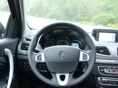 2011款 2.0 CVT 豪华导航版