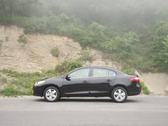 2011款 2.0 CVT 豪华导航版