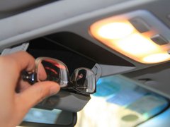 2011款 2.0 CVT 豪华导航版