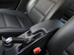 2011款 2.0 CVT 豪华导航版