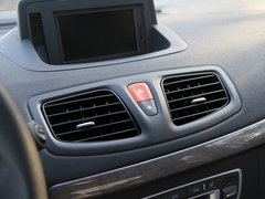 2011款 2.0 CVT 豪华导航版