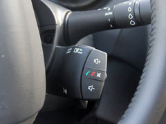 2011款 2.0 CVT 豪华导航版