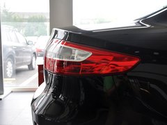2011款 2.0 CVT 豪华导航版