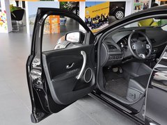 2011款 2.0 CVT 豪华导航版