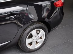 2011款 2.0 CVT 豪华导航版