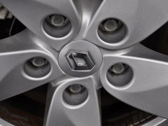 2011款 2.0 CVT 豪华导航版