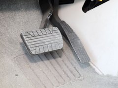 2011款 2.4L 自动 舒适型 5座