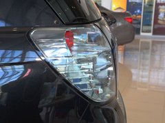 2011款 2.4L 自动 舒适型 5座