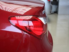 2011款 1.6L 手动 舒适型 GL