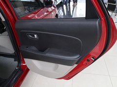 2011款 1.6L 手动 舒适型 GL
