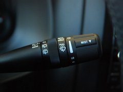 2011款 2.4 CVT 经典型 5座