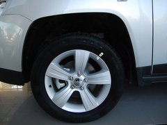 2011款 2.4 CVT 经典型 5座