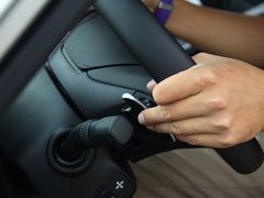 2012款 3.7L AT 标准版5座