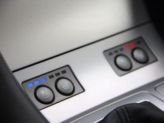 2012款 3.7L AT 标准版5座