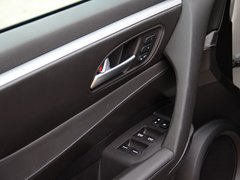 2012款 3.7L AT 标准版5座