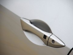 2012款 3.7L AT 标准版5座