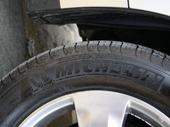 2012款 3.7L AT 标准版5座
