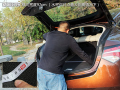 2012款 3.7L AT 标准版5座