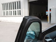 2012款 3.7L AT 标准版5座