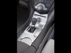 2012款 3.7L AT 标准版5座