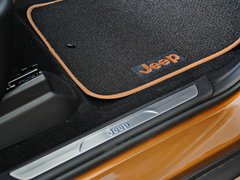 2011款 3.6 自动 70周年限量版 5座
