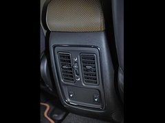 2011款 3.6 自动 70周年限量版 5座