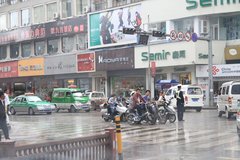 2011款 3.6 自动 70周年限量版 5座