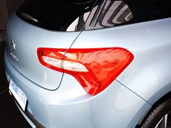 2012款 1.6T 自动 雅致版 5座