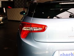 2012款 1.6T 自动 雅致版 5座