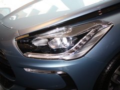 2012款 1.6T 自动 雅致版 5座