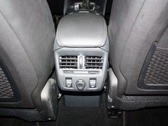 2012款 1.6T 自动 雅致版 5座