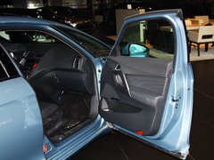 2012款 1.6T 自动 雅致版 5座