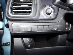 2012款 1.6T 自动 雅致版 5座