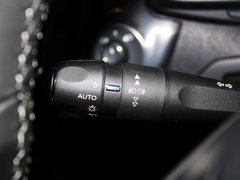 2012款 1.6T 自动 雅致版 5座