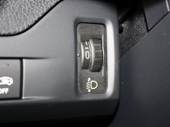 2012款 1.6T 自动 雅致版 5座