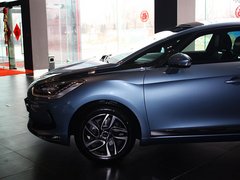 2012款 1.6T 自动 雅致版 5座