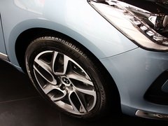 2012款 1.6T 自动 雅致版 5座