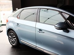 2012款 1.6T 自动 雅致版 5座