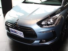 2012款 1.6T 自动 雅致版 5座