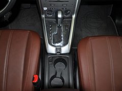 2011款 2.4L 自动 前驱舒适版 5座