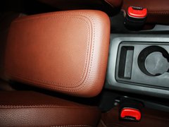 2011款 2.4L 自动 四驱豪华版 5座