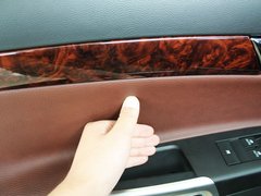 2011款 2.4L 自动 四驱豪华版 5座