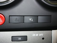 2011款 2.4L 自動(dòng) 四驅(qū)豪華版 5座