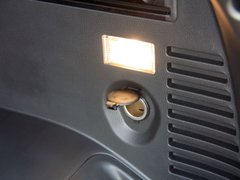 2011款 2.4L 自动 四驱豪华版 5座