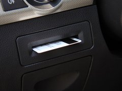 2011款 2.4L 自动 四驱豪华版 5座