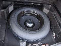 2011款 2.4L 自动 四驱豪华版 5座