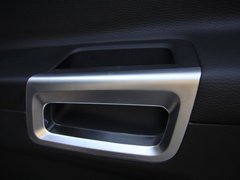 2011款 2.4L 自动 四驱豪华版 5座