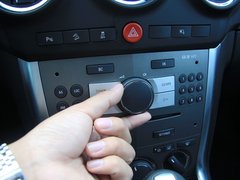 2011款 2.4L 自动 四驱豪华版 5座