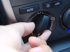 2011款 2.4L 自动 四驱豪华版 5座